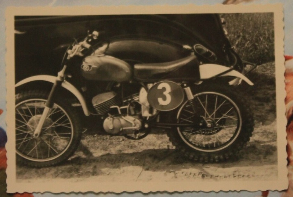 Photo 1967 Motorcycle Racing Motorcross CZ 175ccm GDR Championship Car W21