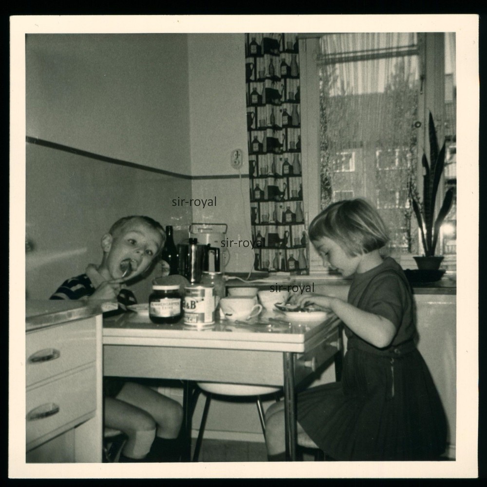 Boy and Girl at Breakfast Table in Kitchen – 1960s – Photo 9x9cm
