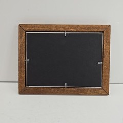 Log Cabin Framed Photo 4″ x 6″ Oval – Frame 6.5″ x 8.5″ – Signed by Photographer
