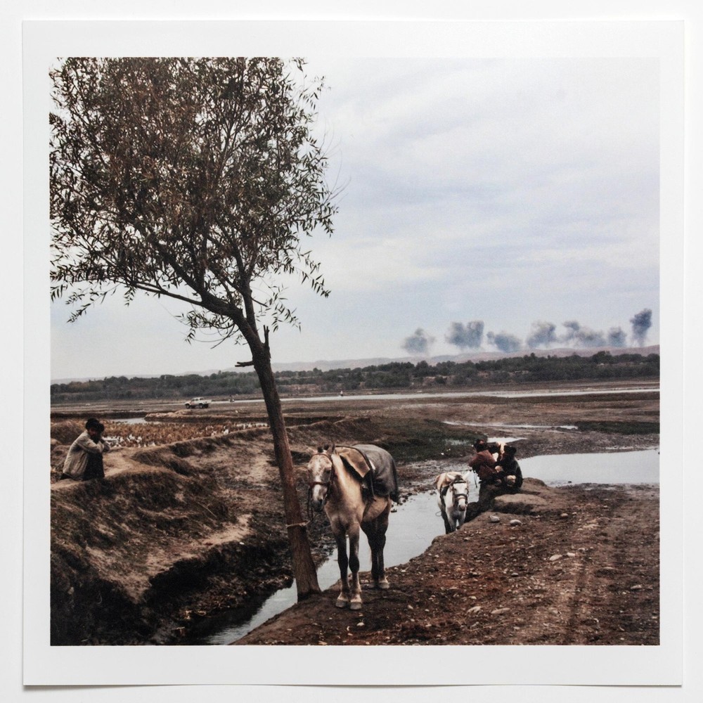 SIGNED Thomas Dworzak Print – Magnum Photos Square Print 6×6″
