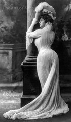 Elmer Chickering Photo, Mme. Bianca Lyons, 1902, period dress with corset