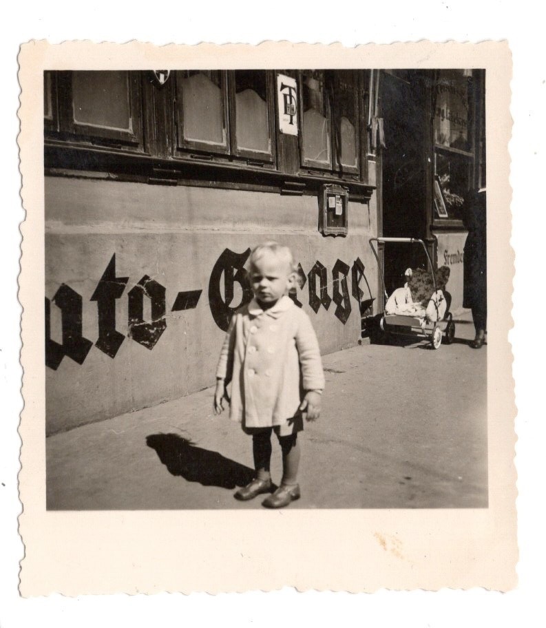 Child Before Car Garage May 1940 • Original Photo • Approx 6x7cm