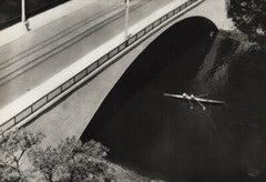 1929 Original Hans Finsler Sculling Rowing Team Water Sport Bridge Vintage Photo