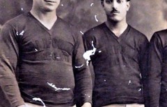 VINTAGE PHOTOGRAPH CALIFORNIA WIRE CLOTH COMPANY BASKETBALL TEAM EARLY 20TH CENT