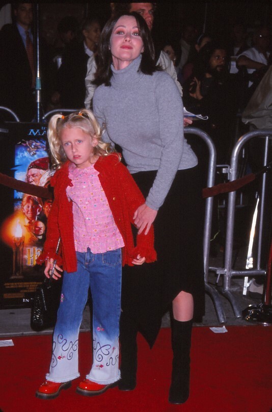 Dia Shannon Doherty & God Daughter 2001 KB Format Photographer P11-28-4-1