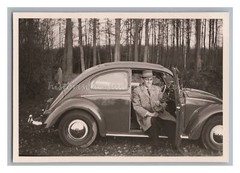 Man with Bouquet of Flowers in VW Beetle – Forest Car Leisure – Old Photo 1950s