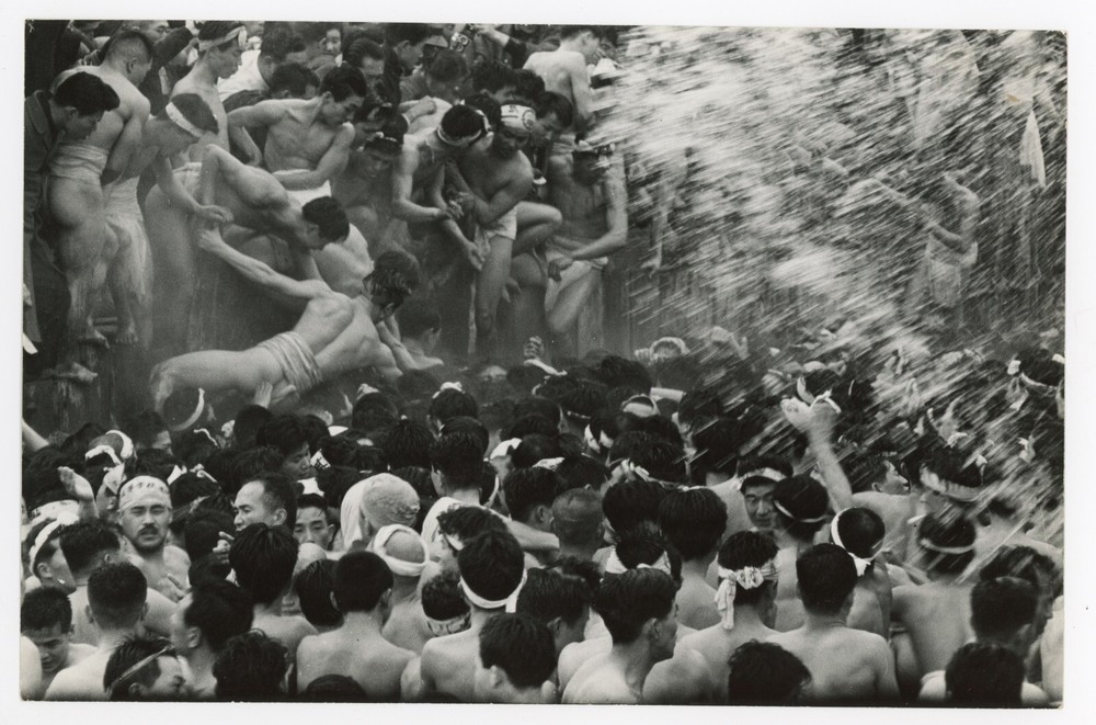 Vintage Original Art Photo Japanese Men Water festival Shower