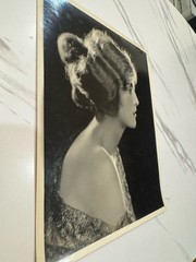 Dorothy Mackaill – Portrait by Edwin Bower Hesser (circa late 1920s)