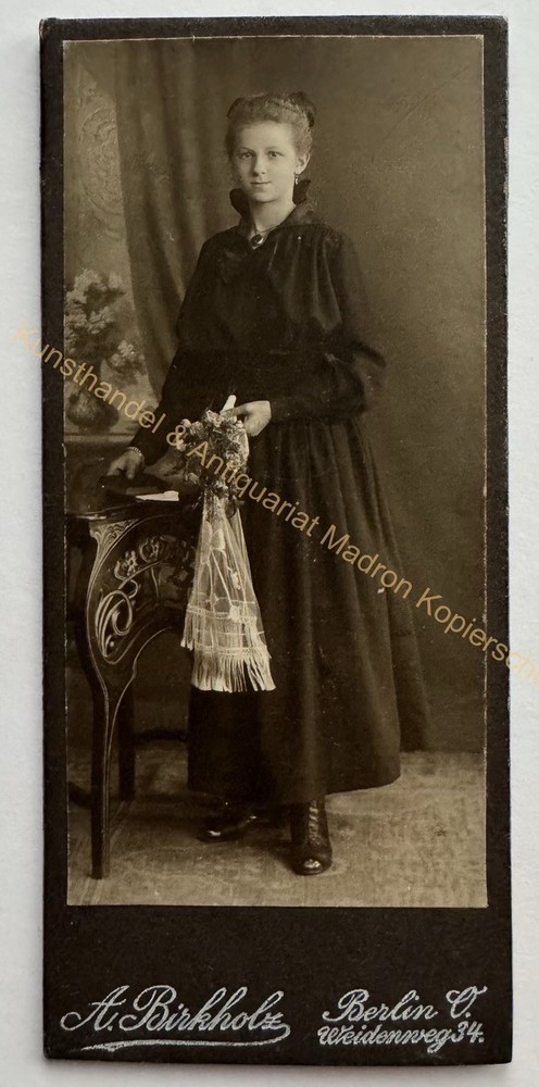 orig. CDV photo photography picture child old fashion around 1910 Berlin Birkholz girl