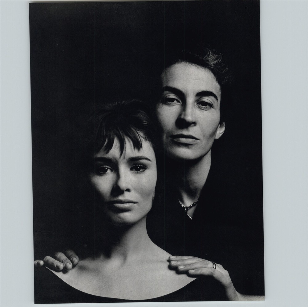 1972 1950s Philippe Halsman Two 2 Women Gay Lesbian Book Cover Art Photo Gravure
