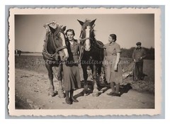 Great Photo of 2 Women with Horse Team – Farmer Farmers Professions Photo 1930s
