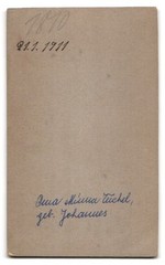 Photograph Gg. Heinemann, Eisenach, Karlstr. 26, young lady in pretty dress