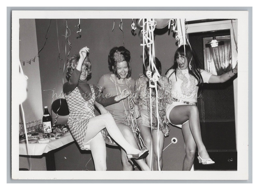 Great photo of 4 women in mini skirt dancing – teased hairstyles – photo