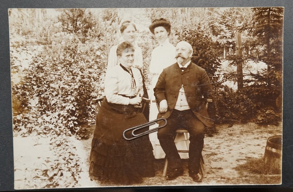Photo Portrait Businessman Family Name Woman Model Garden Crossen Poland Picture Pk