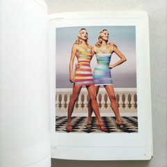 YET UNTITLED/Photo collection Work collection Foreign books