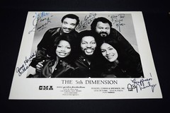 THE 5TH DIMENSION – BILLY DAVIS AND OTHERS ORIGINAL PHOTOGRAPHER INSCRIBED + VINYL POP