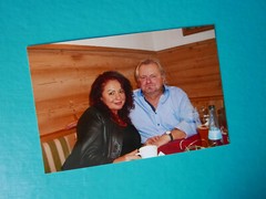 «PARTNER»: PHOTOGRAPH, PHOTO, PRETTY, WOMAN, HUSBAND, MARRIED COUPLE, PARTY, CELEBRATION, MEETING!
