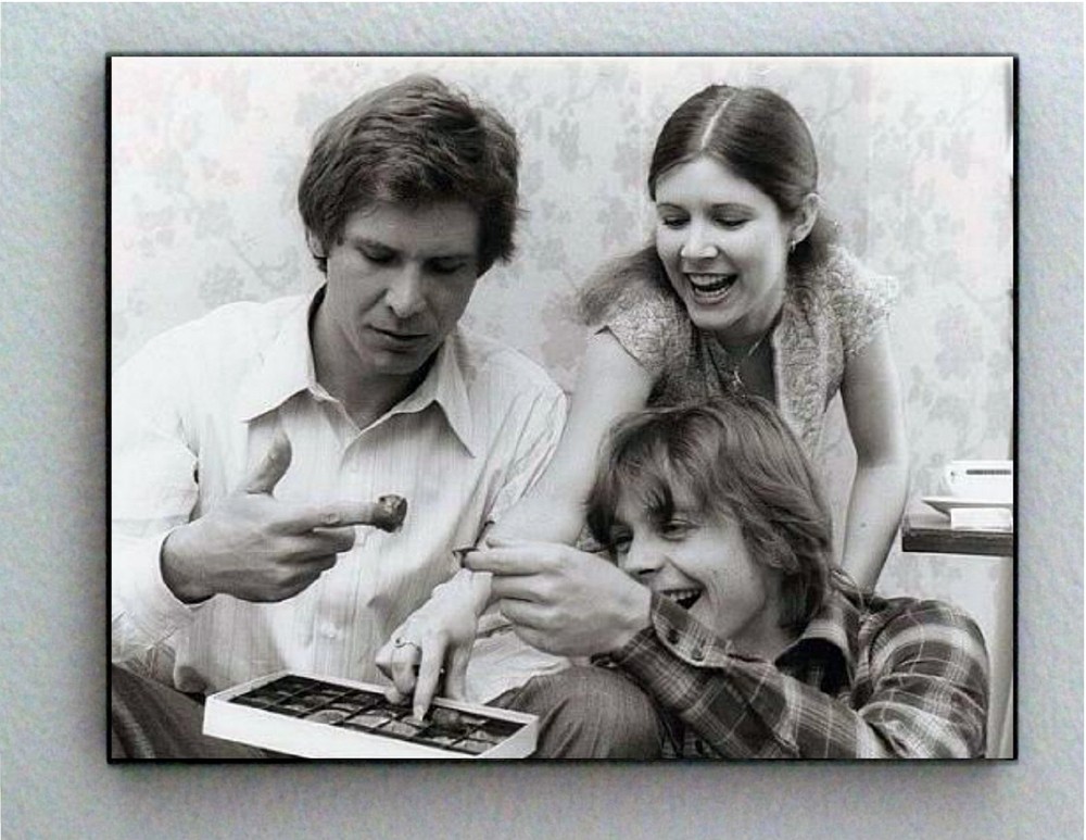 Rare Framed fun Star Wars Luke Leia Han in box of Chocolates Photo. Giclée Print