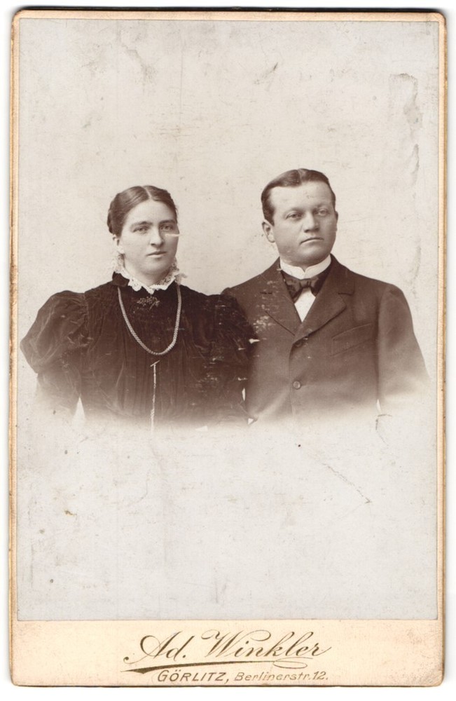 Photograph Ad. Winkler, Görlitz, Berlinerstr. 12, pair in contemporary dress