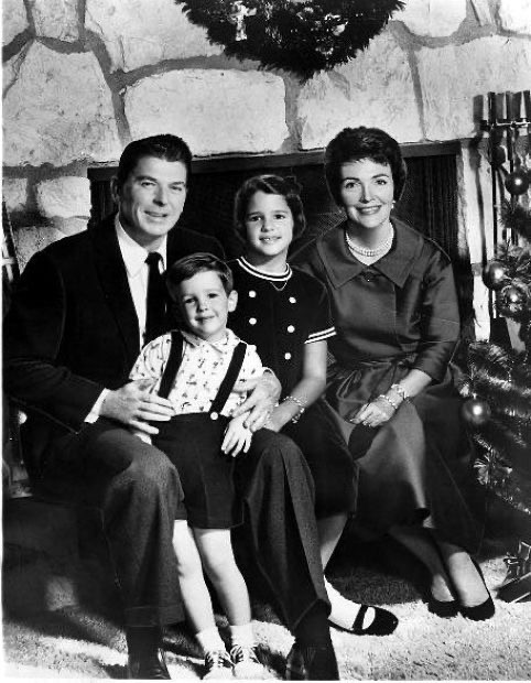 Ronald Reagan 8×10 Photo President Reagan Portrait Vintage White House 40th USA