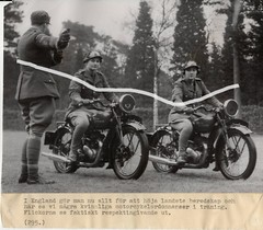 19x14cm Archive Photo 1940 Women Uniform Motorcycle Royal Enfield WW2 WWII Photo