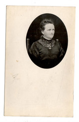 7224-FotoAK * Lady Portrait (Lund) * Dedication 1912