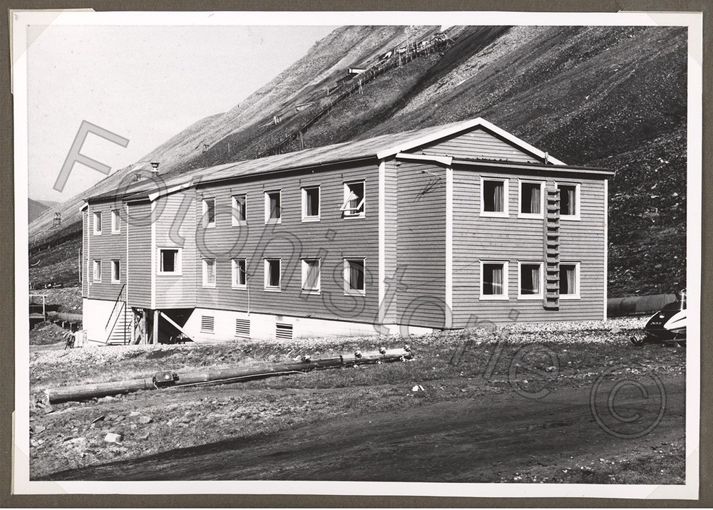 Photo Svalbard Longyearbyen Settler House Building Mountain 1960s