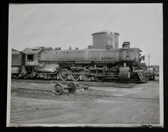 Union Pacific Steam Locomotive Engine 5069 8×10 Photograph Vtg 50s Railway Stop