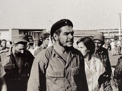 Lot of 3 Signed Prints by A. Korda of Che Guevara – Original Photographs