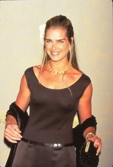 Dia Brooke Shields Celebrity Photo Agency 1997 KB Format Photographer P13-27-4-3