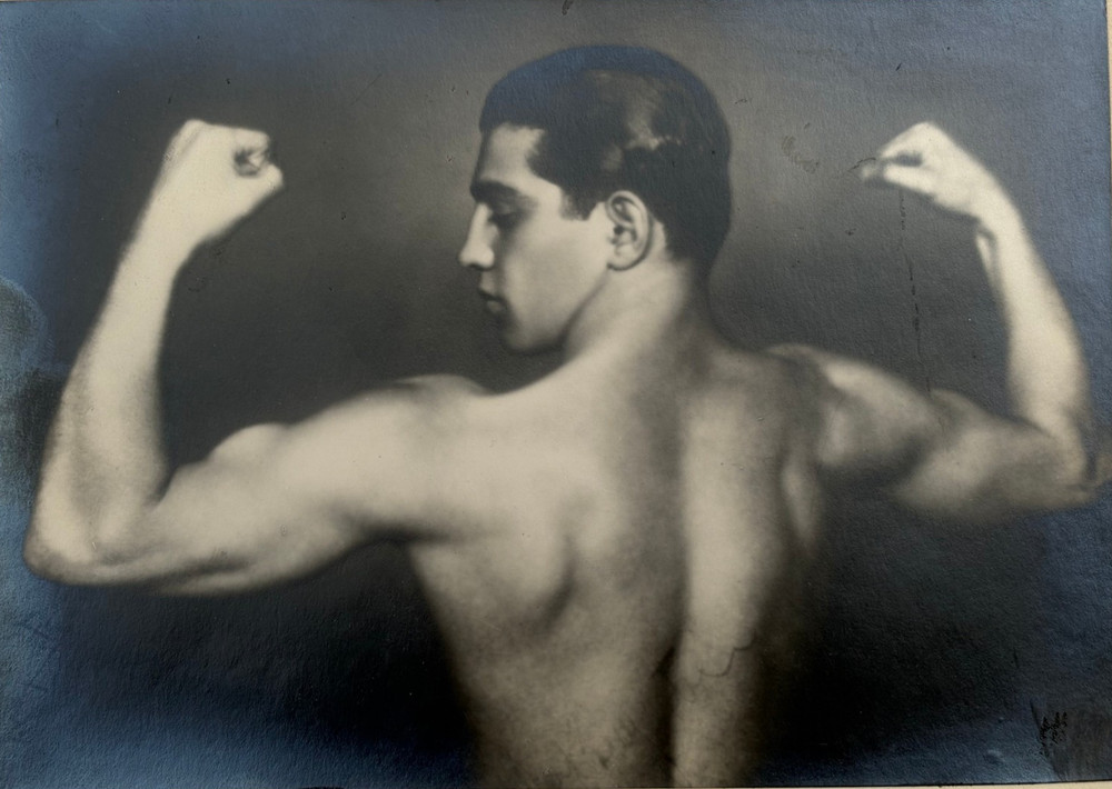 4 3/4 x 6 3/4 Photo of Artist & 30s Greco-Roman Olympic Champion Maxim Bugzester