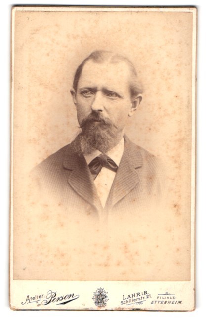 Photography studio person, Lahr, Schillerstr. 21, Portrait of a Man