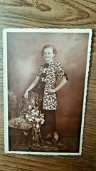 Photo BDM girl woman sweet 1938 girl pretty