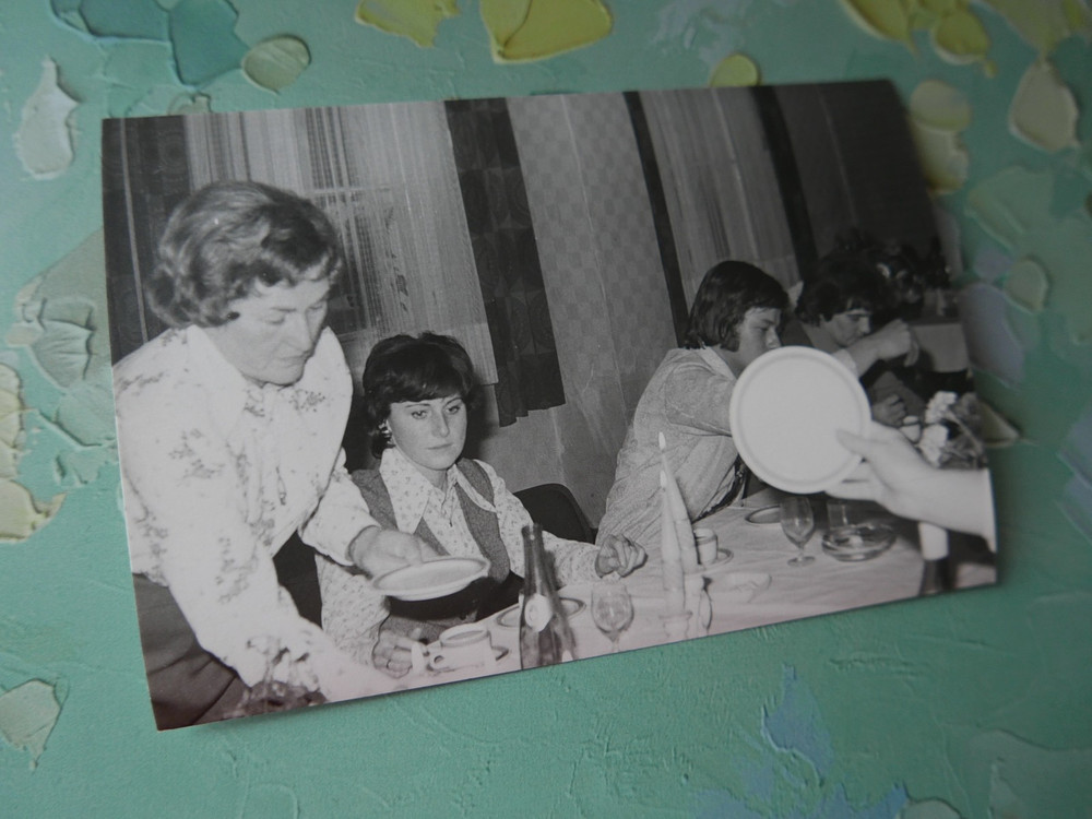 «SOCIETY»: PHOTO, PHOTOGRAPHY, CELEBRATION, FASHION, LADIES, PRETTY, LIFESTYLE, FAMILY