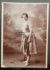 Photo CDV KAB portrait Uničov Moravian Neustadt model woman actor Okres old