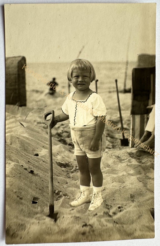 orig. Foto AK Fotografie Kind Kinder um 1930 Mädchen Strand