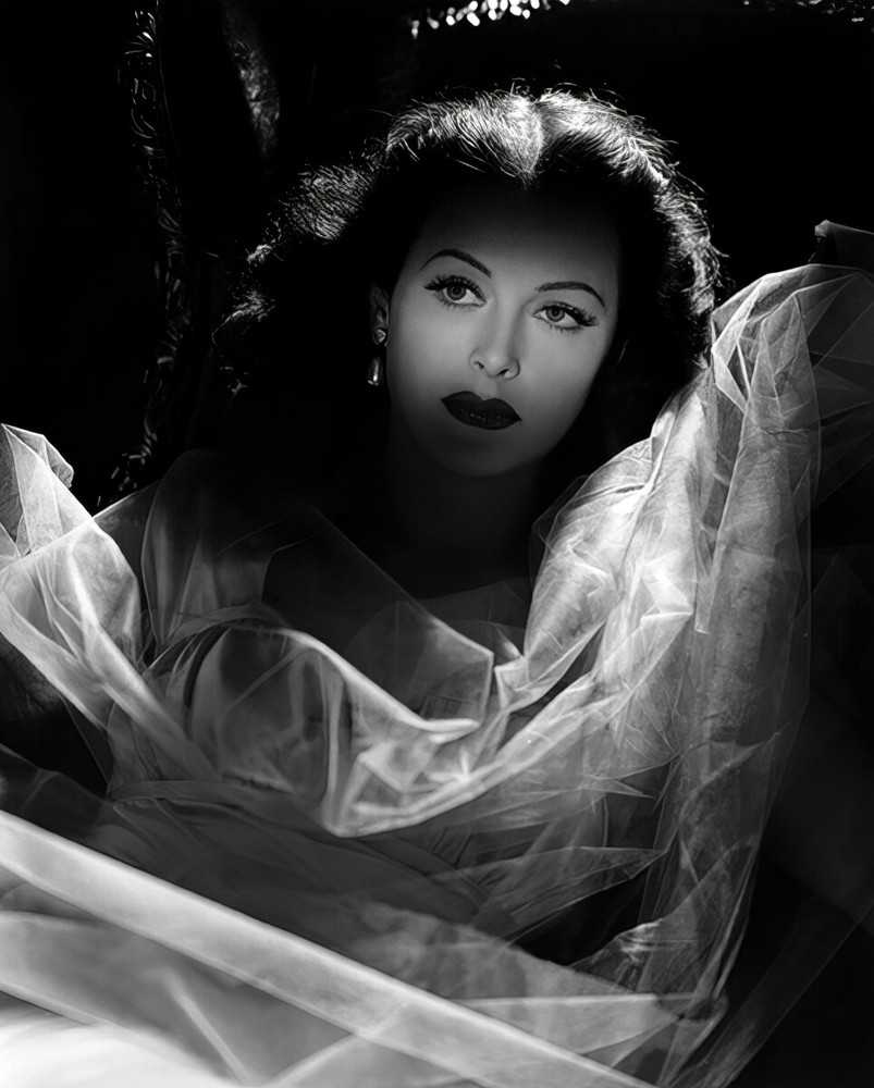 Hedy Lamarr studio portrait c. 1944, reprint – multiple sizes: 1200