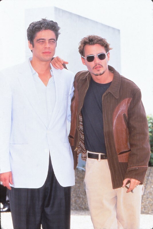 Dia Johnny Depp and Benicio Del Toro 1998 KB Format Photographer P8-5-2-4