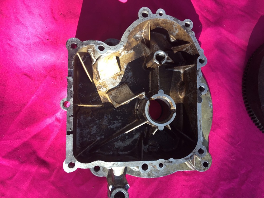 Briggs and Stratton 28N707-0115-01 Engine Sump 494238
