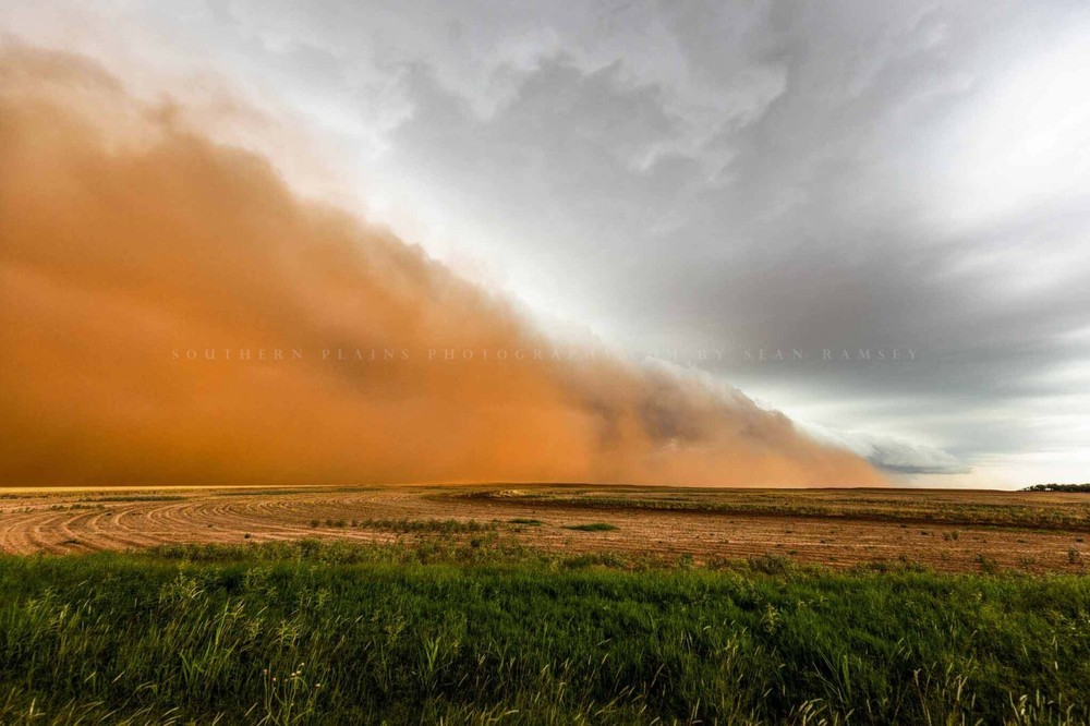 Haboob Photography Print – Picture of Dust Storm Over Field in Texas
