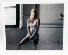 SIGNED DIBOND PICTURE » BATHROOM » MADE BY TOP MODEL HELENA CHRISTENSEN