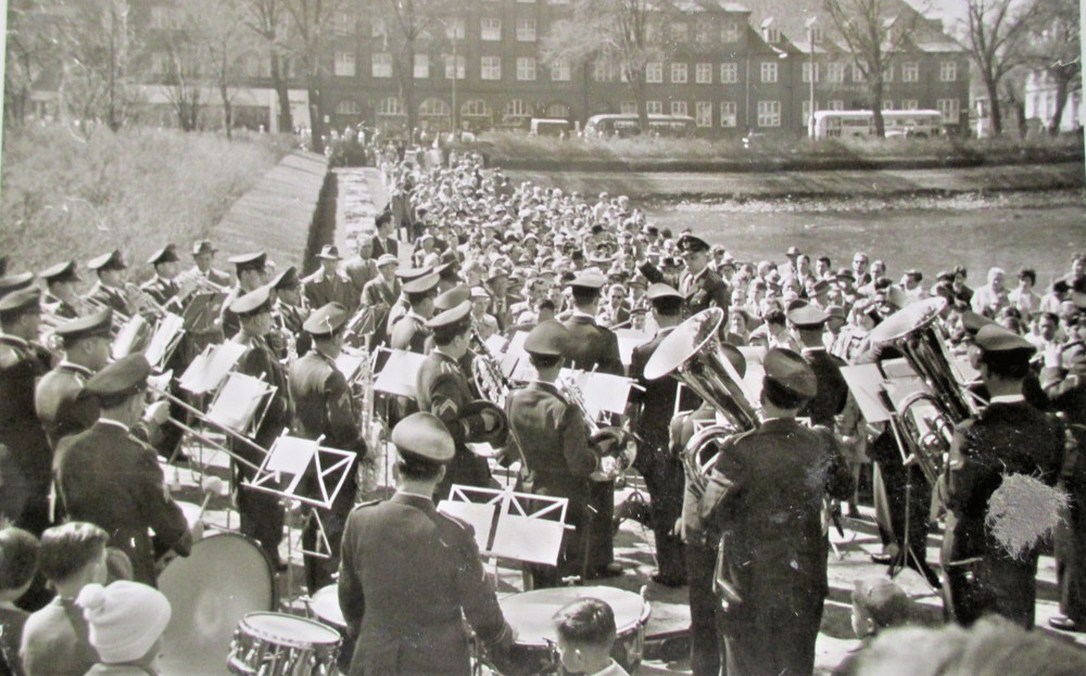 Heritage private photo from collection from 1960! large concert square concert music guests