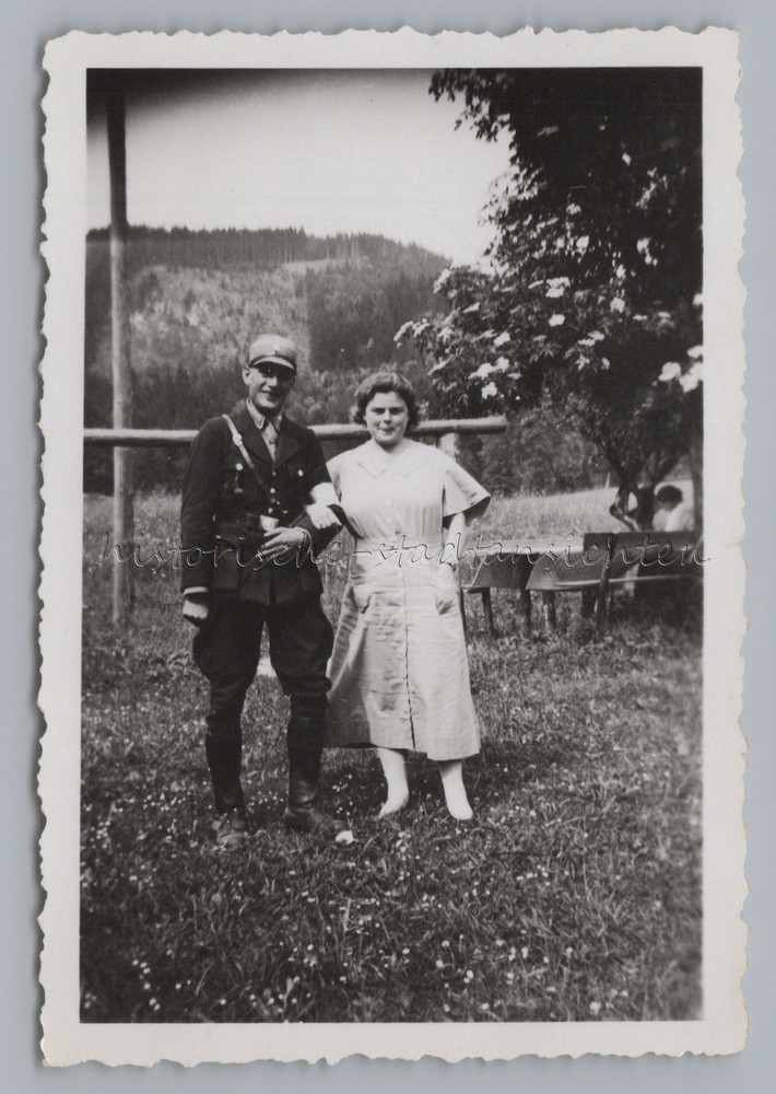 Berchtesgaden Oberau – Man Uniform Woman Portrait Nazis Era – Old Photo 1930s
