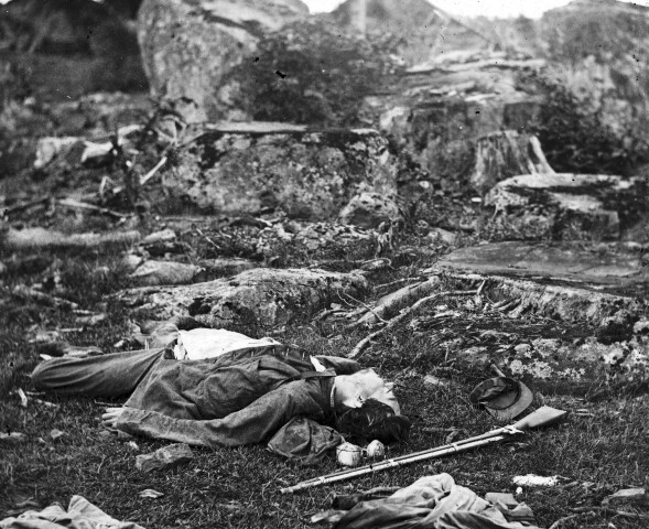 New Civil War Photo: Confederate Dead in Devils Den after Gettysburg – 6 Sizes!