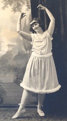 Vtg 1920’s Flapper School Girl Dancing Glamour Photograph Dance Studio Jazz Age