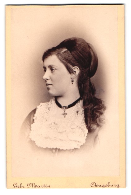 Photography Brothers Martin, Augsburg, Bahnhofstraße, portrait of a young…
