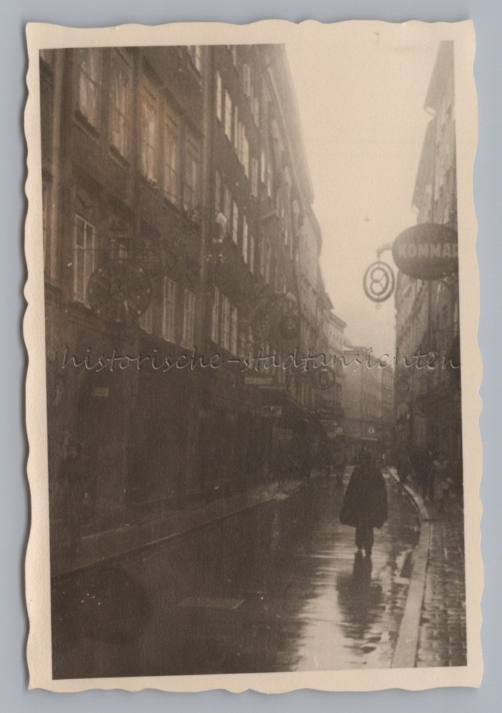 Salzburg Austria 1943 – Alley Shops Bakery – Old Photo