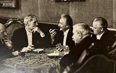 Erich Salomon, the English Prime Minister…, photograph from the estate
