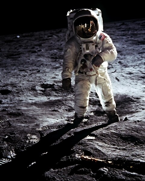 New NASA Photo: Astronaut Buzz Aldrin Walks on Moon, 1st Lunar Landing – 6 Sizes