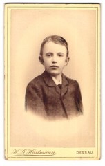 Photograph H. G. Hartmann, Dessau, Franzstr. 24 b, young man in fashionable dress